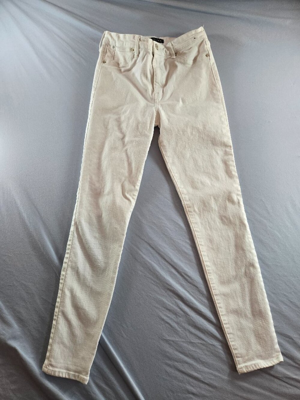 Abercrombie & Fitch Signature Collection Women's White Denim Jeans 26x28 Skinny
